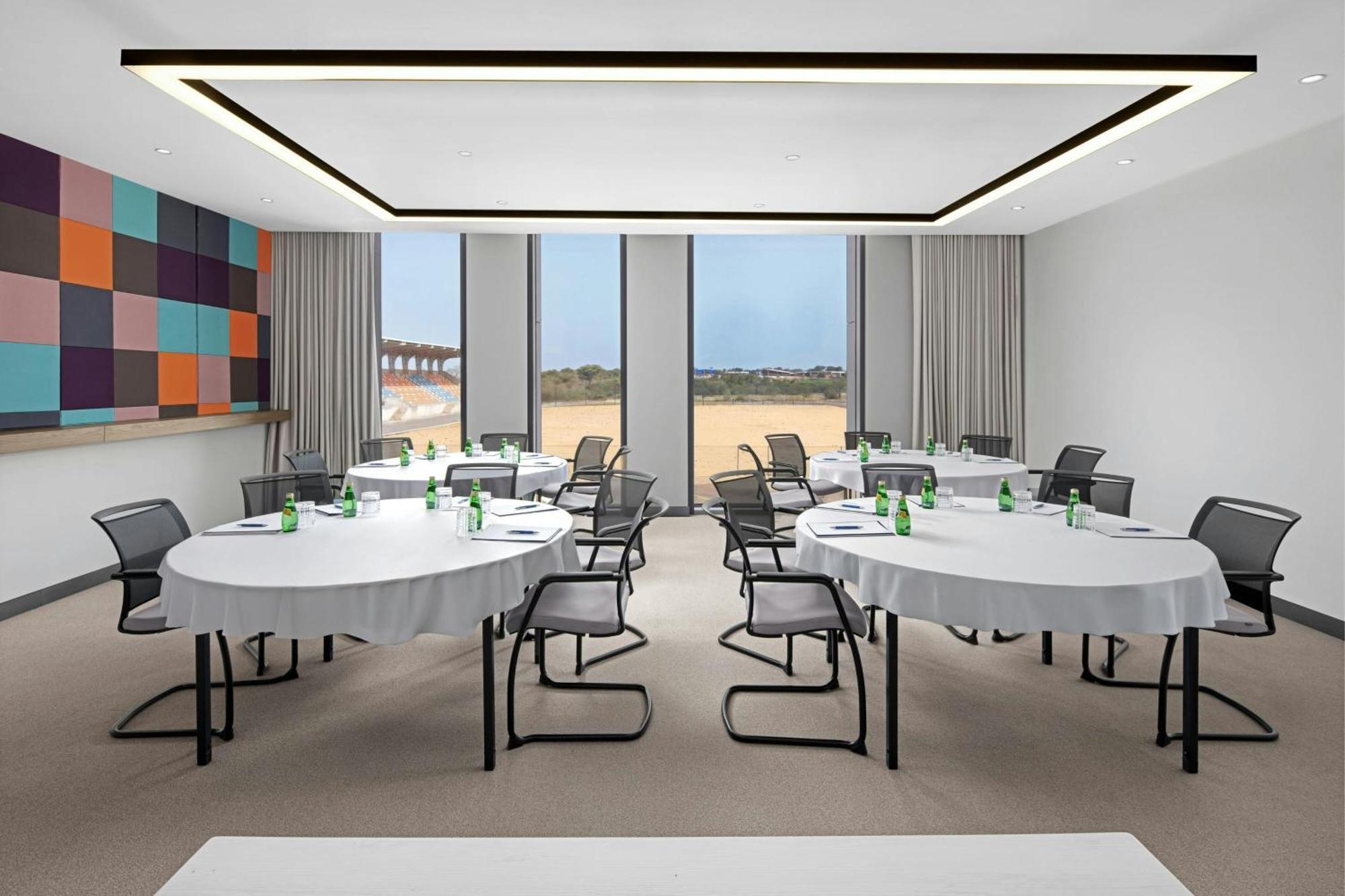 Four Points By Sheraton Dakar Diamniadio Noflaye المظهر الخارجي الصورة
